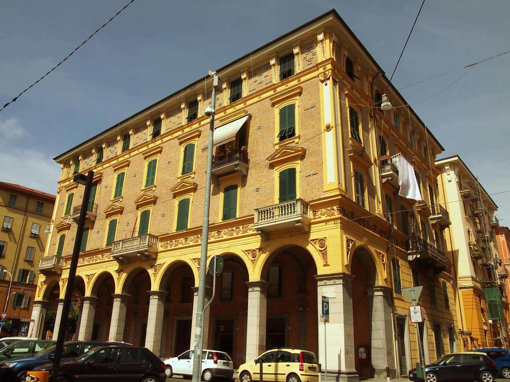 Il Portico - La Spezia To Go 5Terre Apartamento Exterior foto