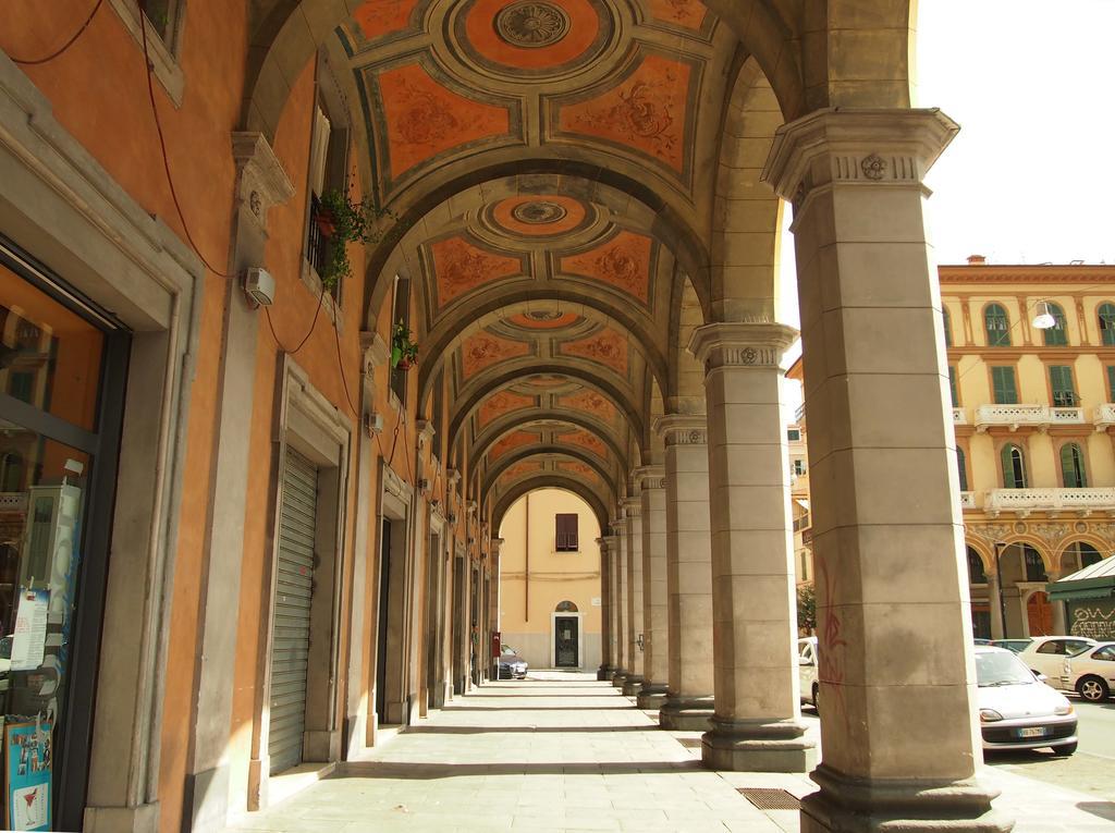 Il Portico - La Spezia To Go 5Terre Apartamento Exterior foto